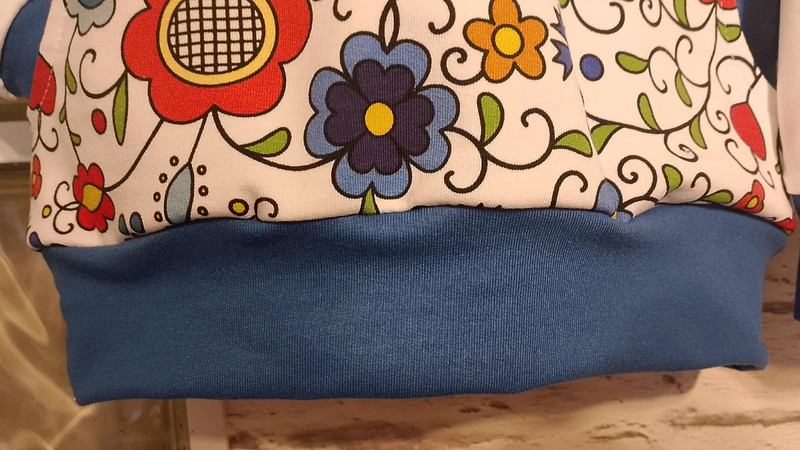 Kaszuby - dziewczęca bluza rozm 122 - obrazek 8