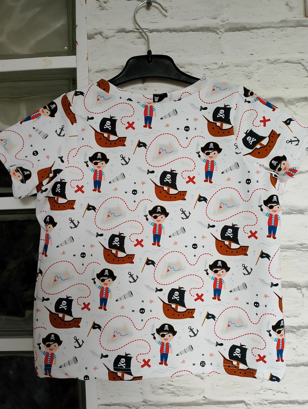 Nowy chłopięcy T-shirt Piraci rozm 122 - obrazek 7