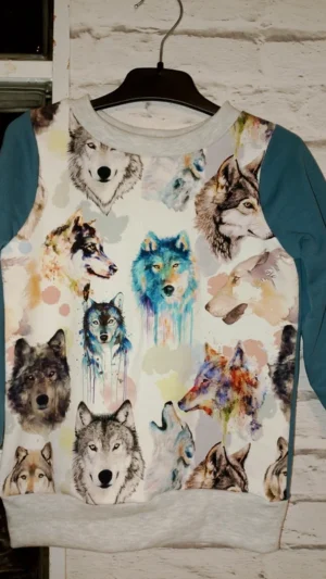 Dziecięca dłuższa bluza wilki rozm 110