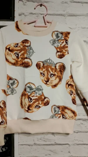 Dziewczęca bluza lwy w koronach rozm 116