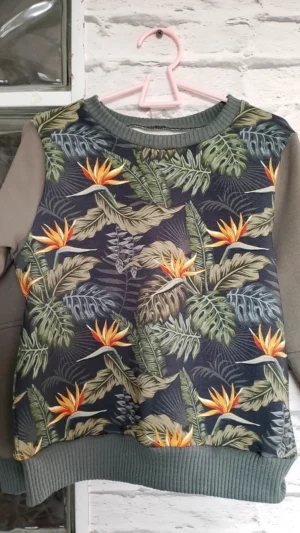 Dziewczęca bluza Monstera rozm 122