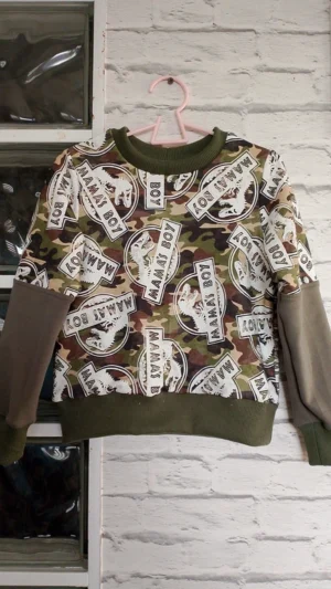 Bluza chłopięca Mama’s Boy rozm 110