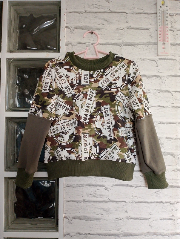Bluza chłopięca Mama's Boy rozm 110