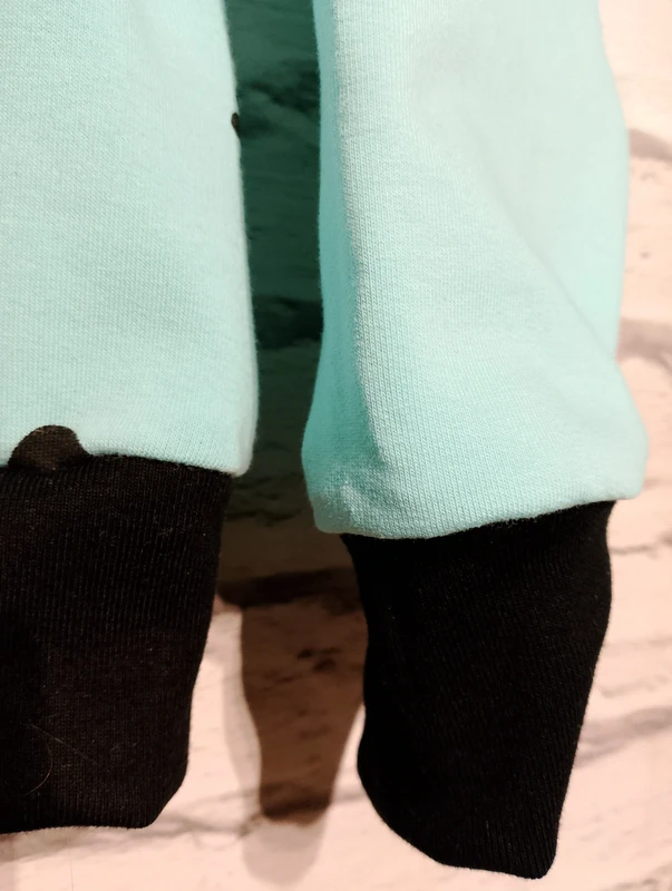 Dziecięca bluza unisex - łapki rozm 110 - obrazek 5