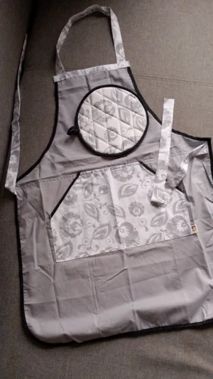 Zestaw kuchenny Łowicz szary fartuszek i podkładka handmade