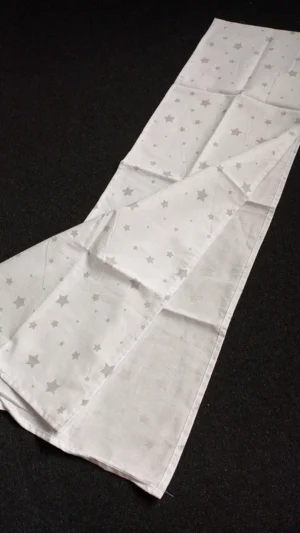 Świąteczny bieżnik na stół gwiazdki handmade