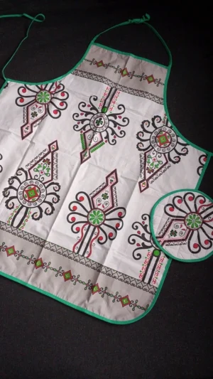 Fartuch i podkładka pod garnek z motywem góralskich parzenic handmade