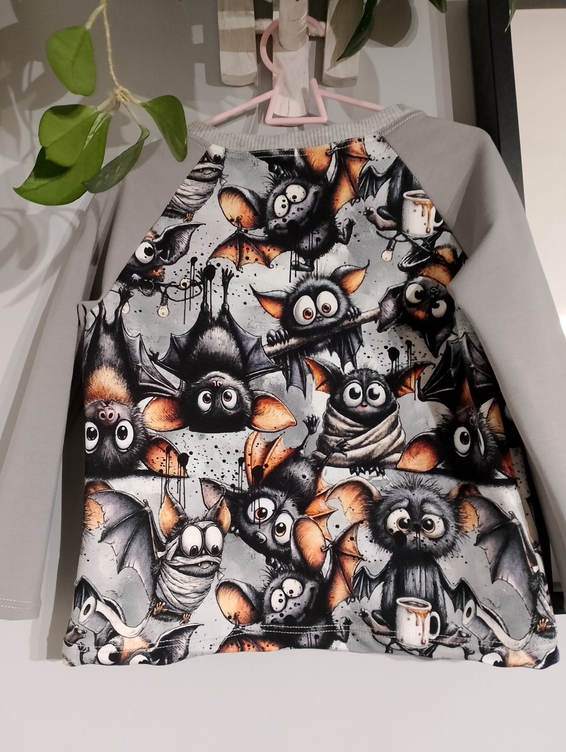 Dziecięca bluza raglanowa Nietoperze rozm 128 - obrazek 8