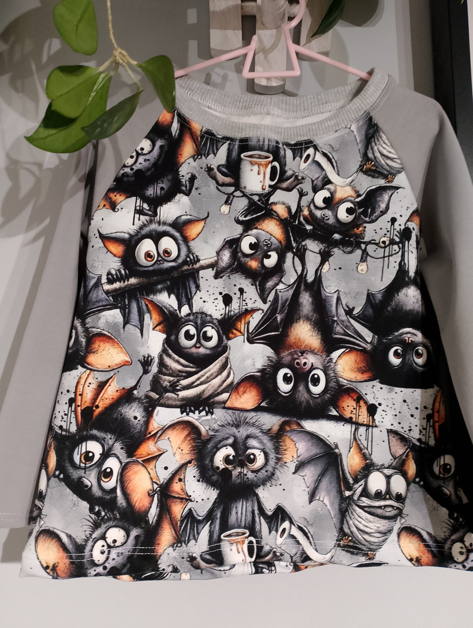 Dziecięca bluza raglanowa Nietoperze rozm 128