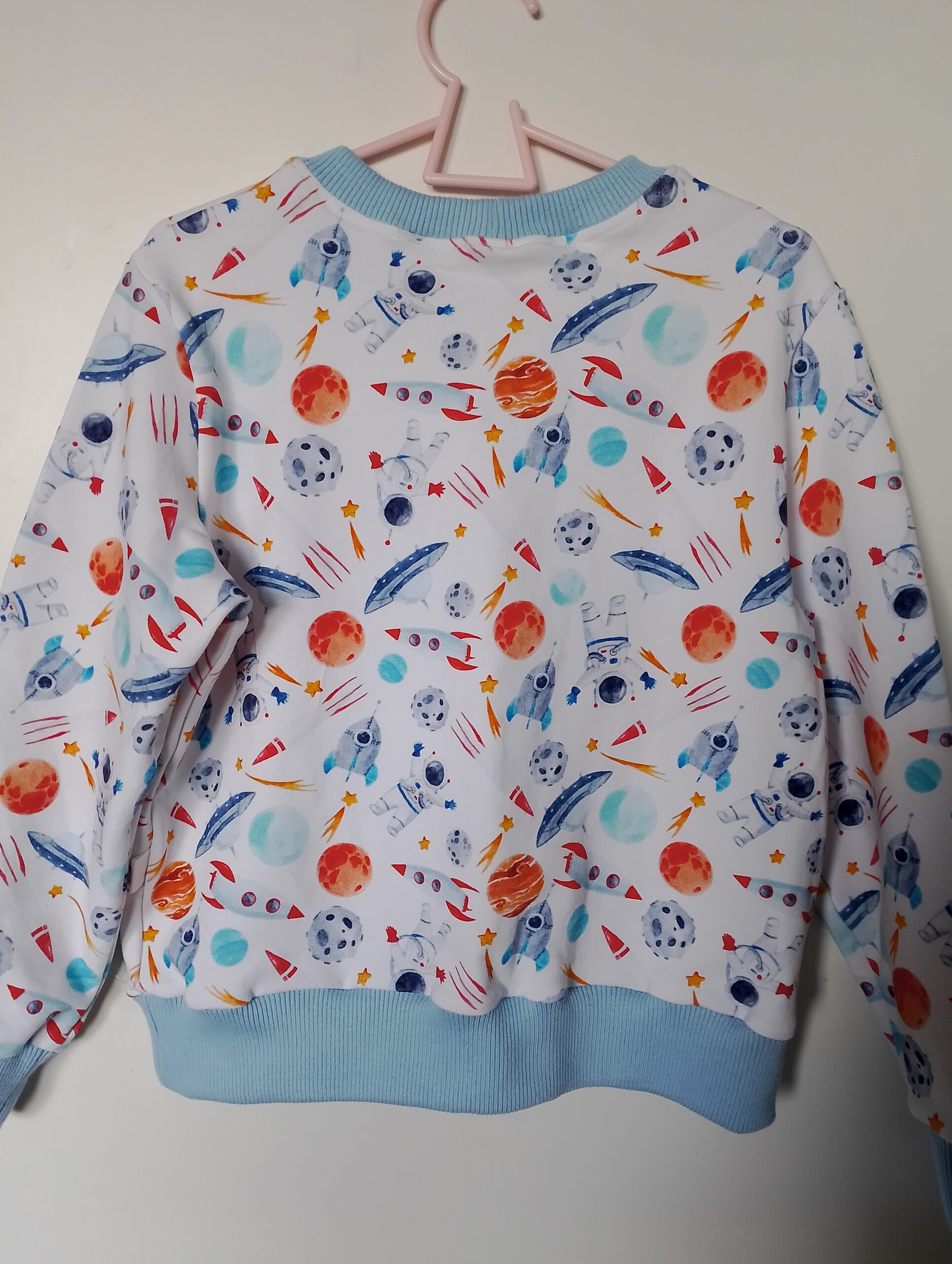 Bluza dziecięca Kosmos rozm 116