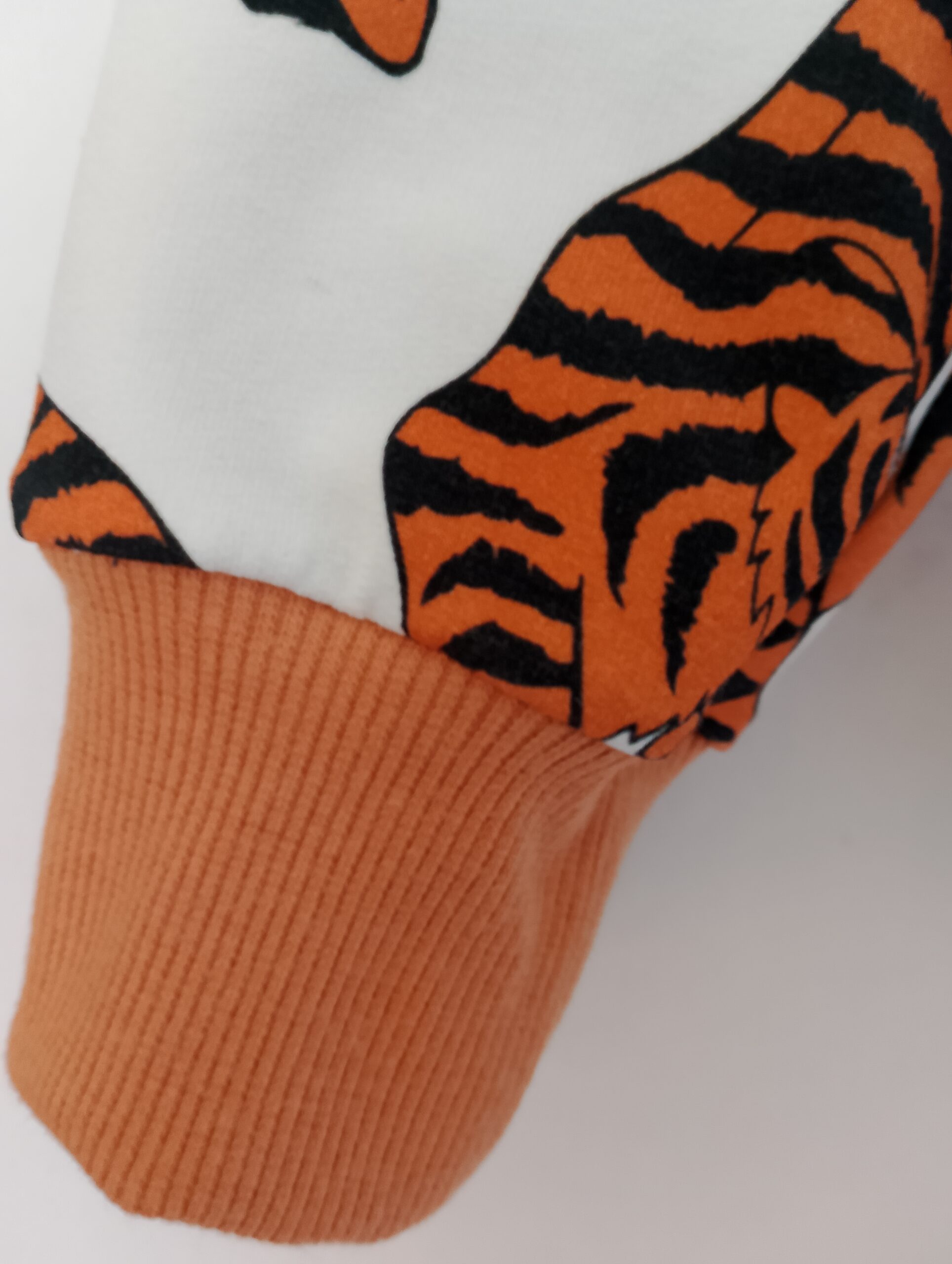 Bluza dzicięca Tygrysy rozm 116 - obrazek 6