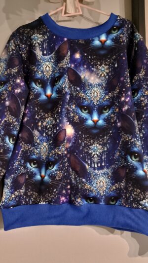 Młodzieżowa bluza Magiczne Koty rozm 140