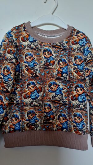Bluza dziecięca chłopiec na deskorolce rozm 116