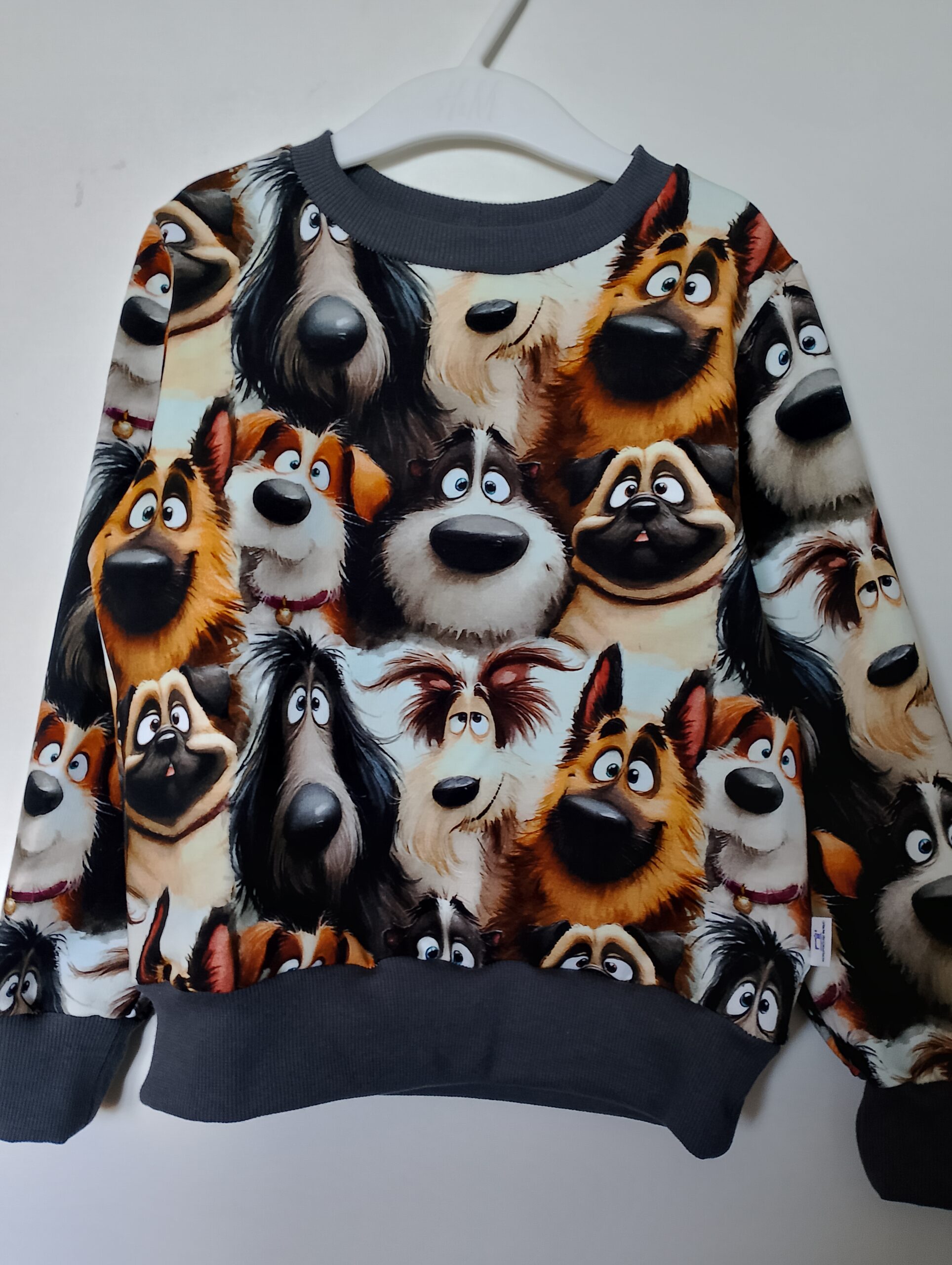 Dziecięca bluza Psiaki rozm 116