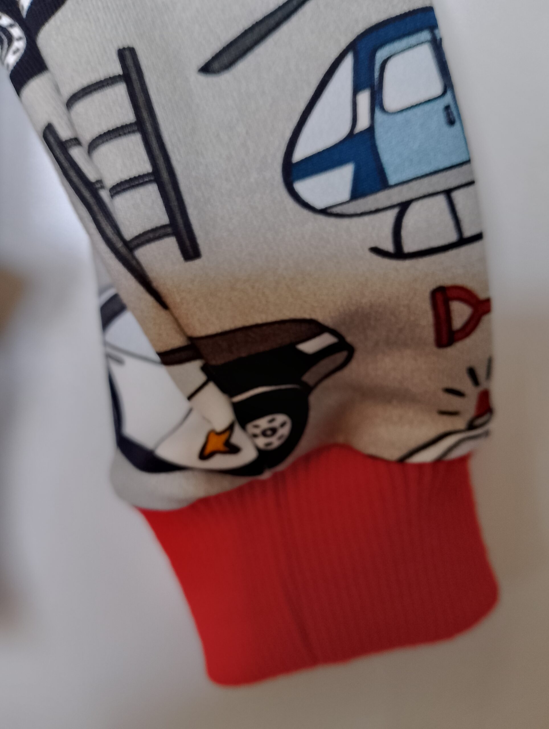 Bluza chłopięca Samochody Specjalne rozm 98 - obrazek 4