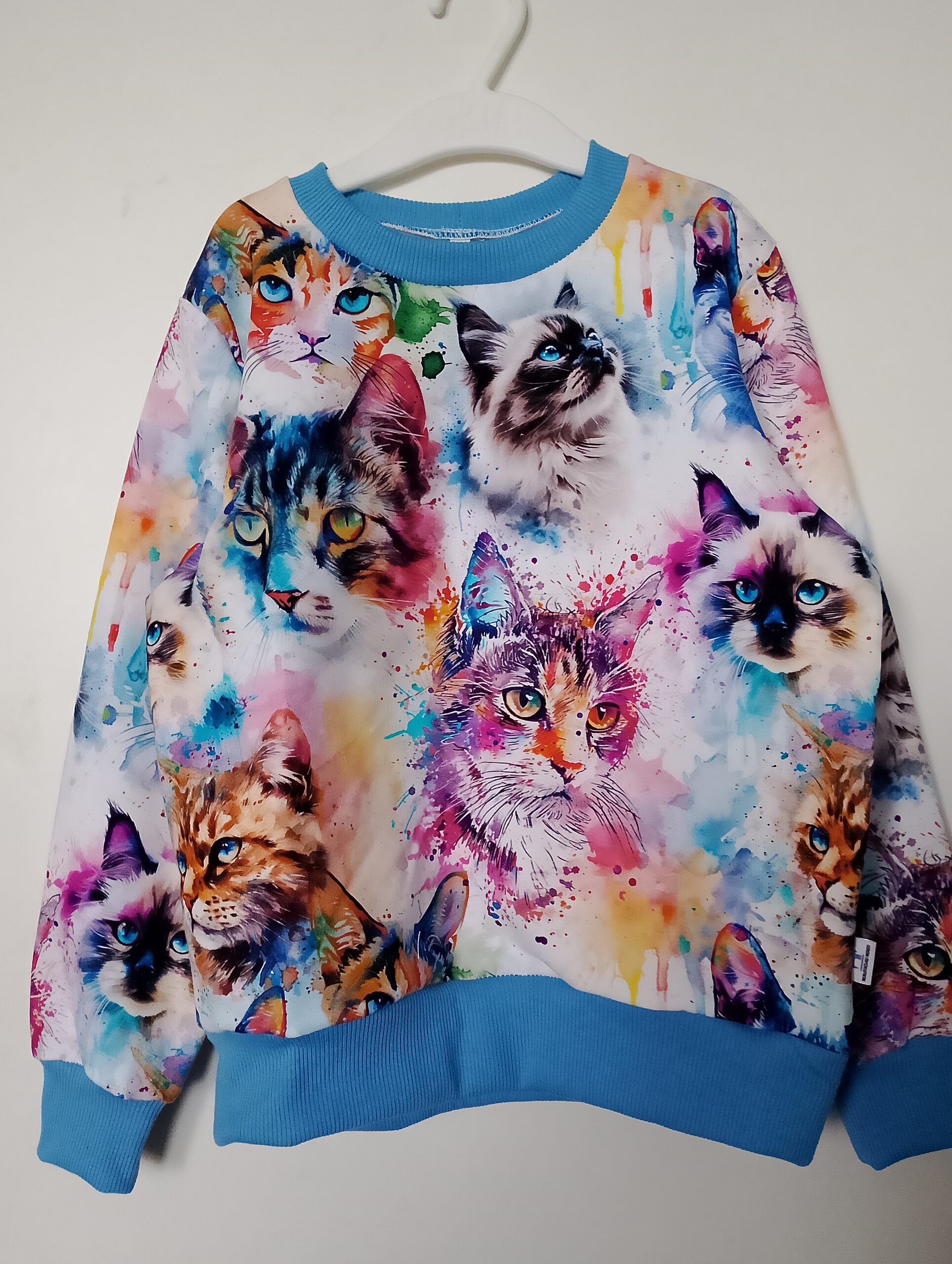 Malowane Koty bluza rozm 128
